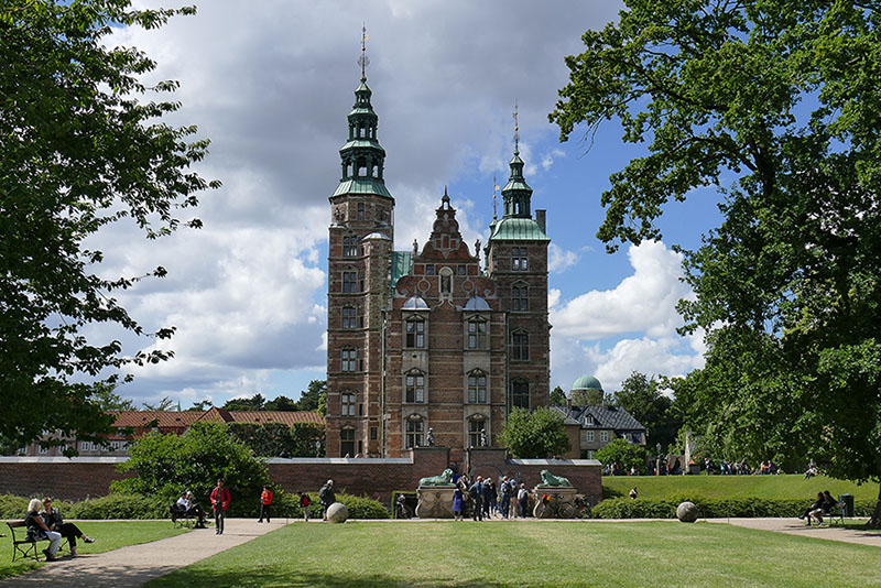 1-Rosenborg Castle 800.jpg