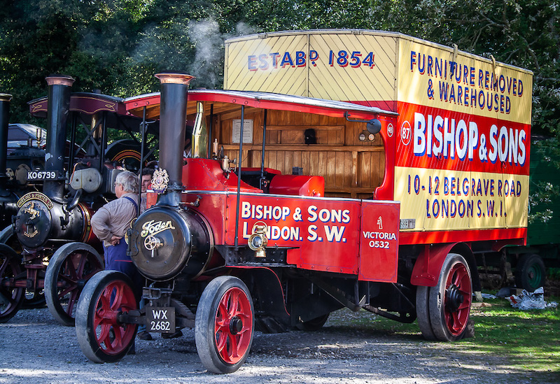 20090816 0108 Steam powered van at Horsted Keynes.jpg