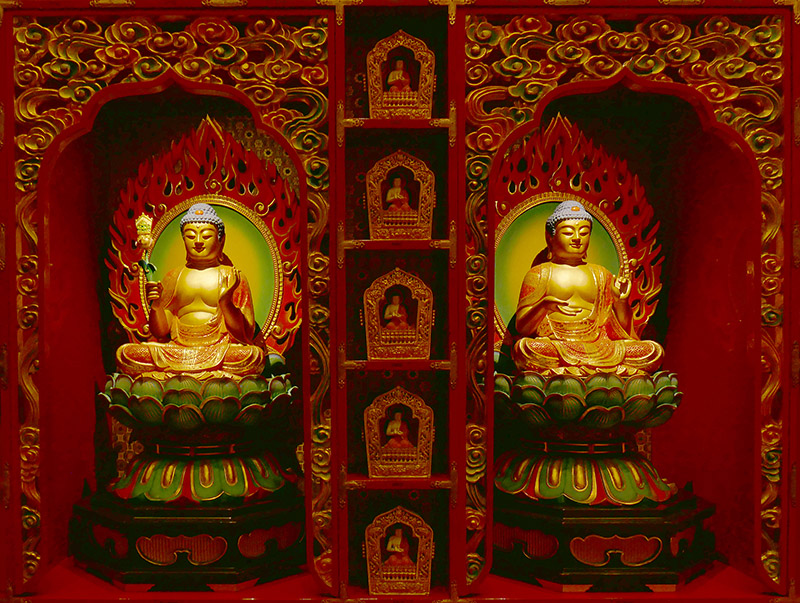 1-Two Buddhas Tooth Relic Temple 800.jpg