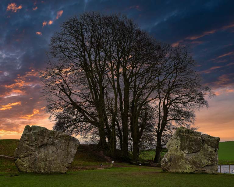 Avebury.jpg